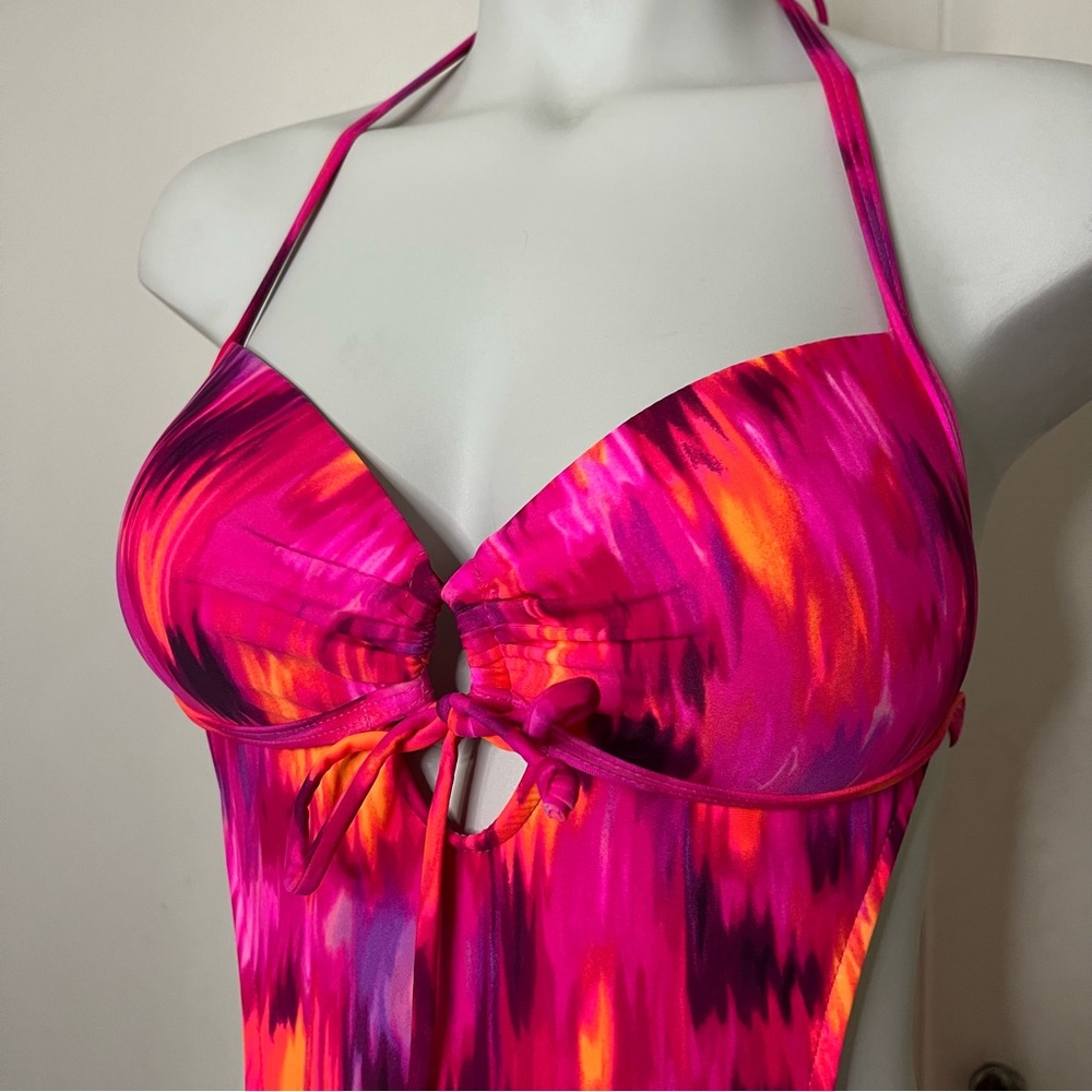 2000s Venus Pink One Piece Cut Out Halter Bathing Suit - Picture 2 of 6
